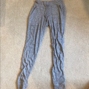 grey aerie pj joggers